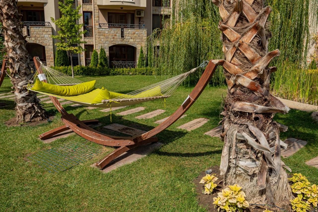 Menada Apartments In Cascadas Pantai Sunny Bagian luar foto