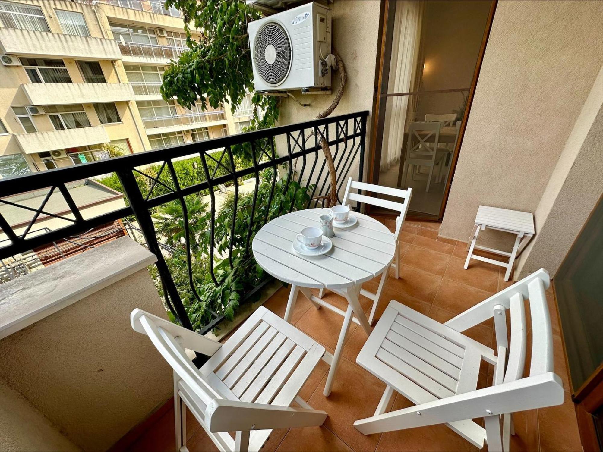 Menada Apartments In Cascadas Pantai Sunny Ruang foto